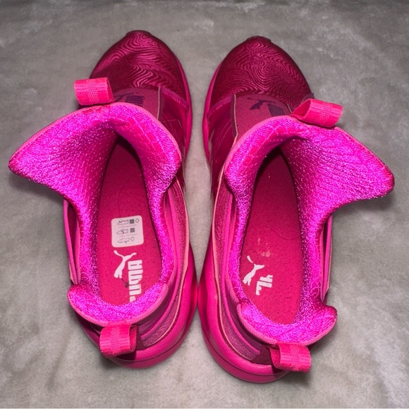Puma Neon Pink Slip On Basketball Sneakers Size 8.5 - Picture 6 of 7